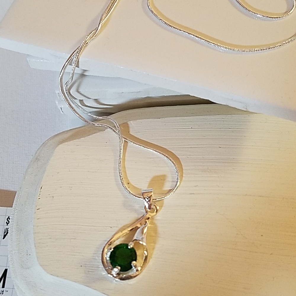Emerald Faux Stone Silver Tone Necklace 24"
